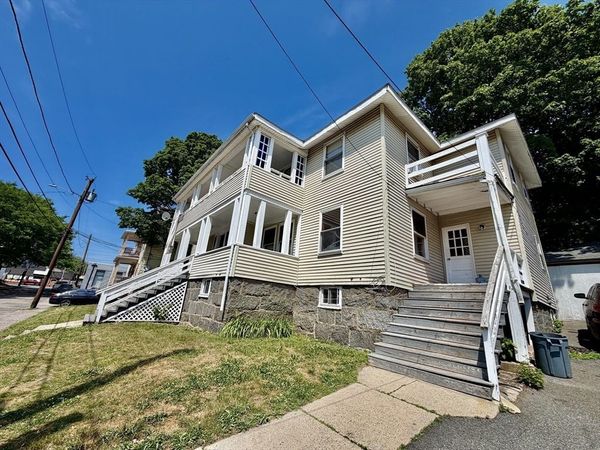 18 Bigelow St, Unit #1, Quincy, MA 02169