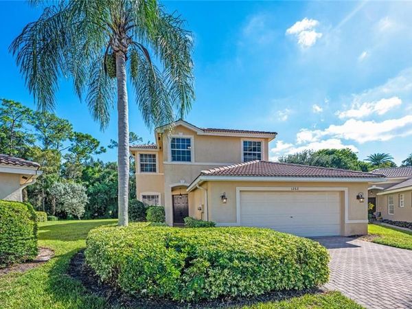 1262 Barrigona CT , NAPLES, FL 34119