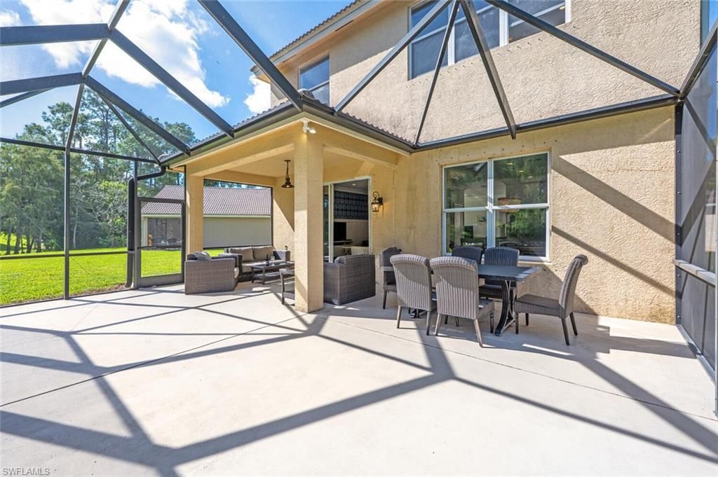 1262 Barrigona Ct, Naples, FL 34119 Photo
