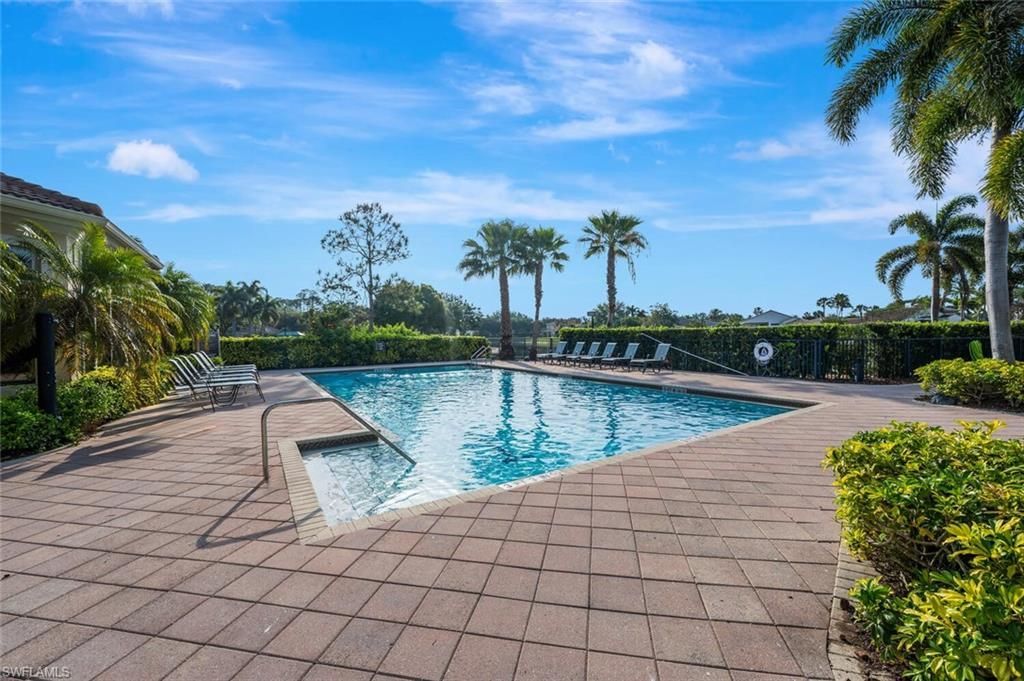 1262 Barrigona Ct, Naples, FL 34119 Photo