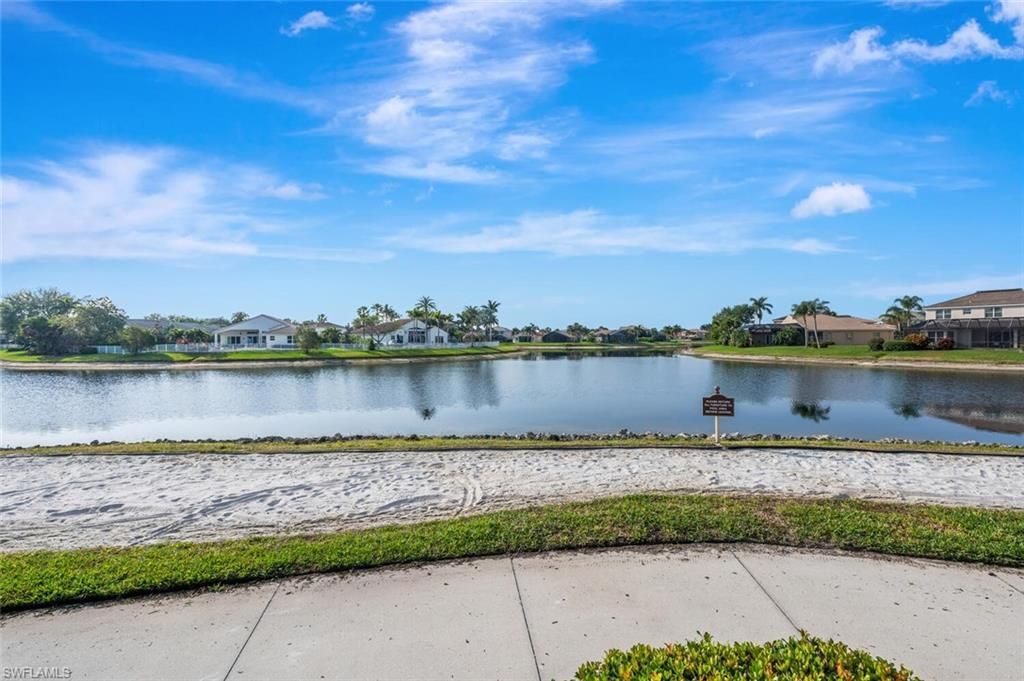 1262 Barrigona Ct, Naples, FL 34119 Photo