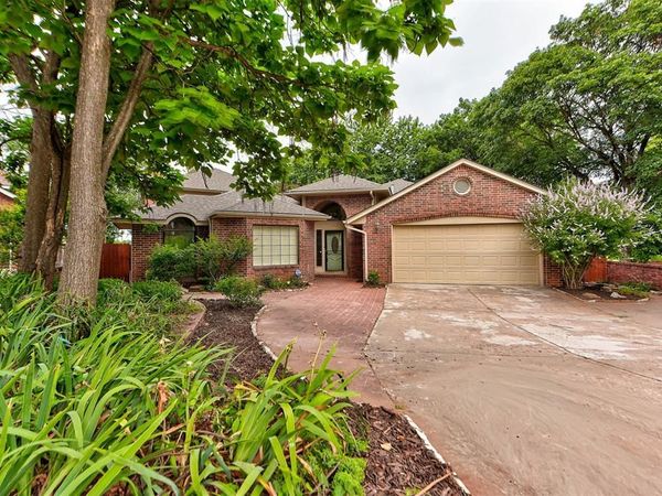1116 Fountain Gate Court, Norman, OK 73072
