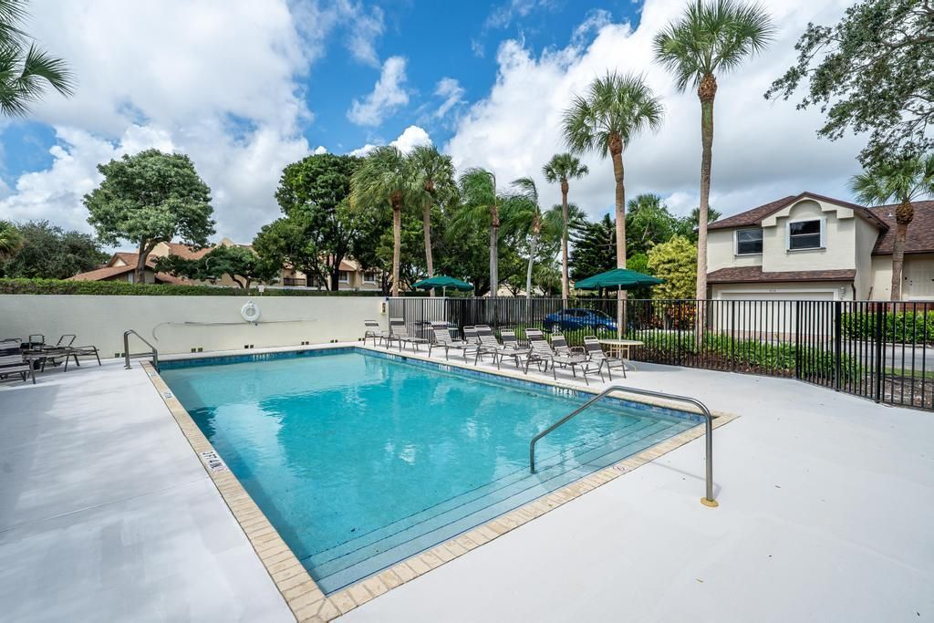 151 SW 95th Terrace, Unit 106, Pembroke Pines, FL 33025 Photo