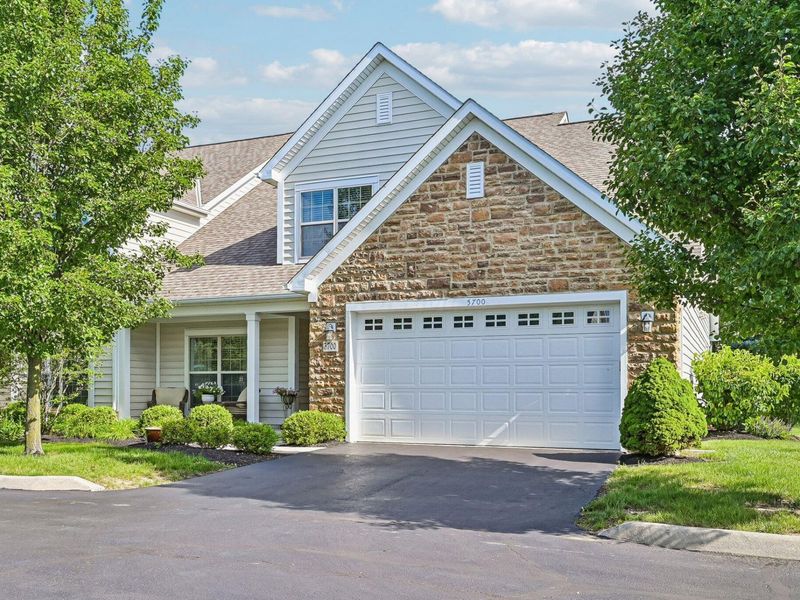 5700 Haydens Reserve Way, Hilliard, OH 43026 Photo 1