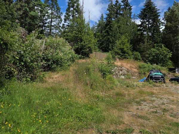 1824 Swartz Bay Rd , North Saanich, BC V8L 5R2