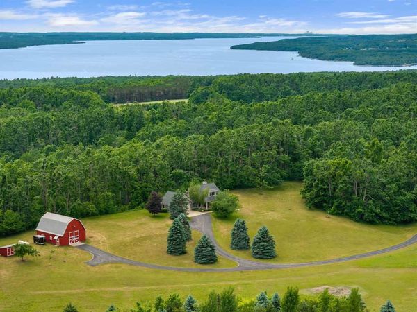 4383 Old Horton Bay Rd., Boyne City, MI 49712