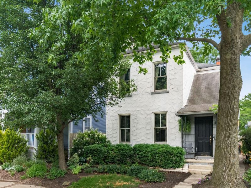 1070 Mount Pleasant Avenue, Columbus, OH 43201 Photo 2