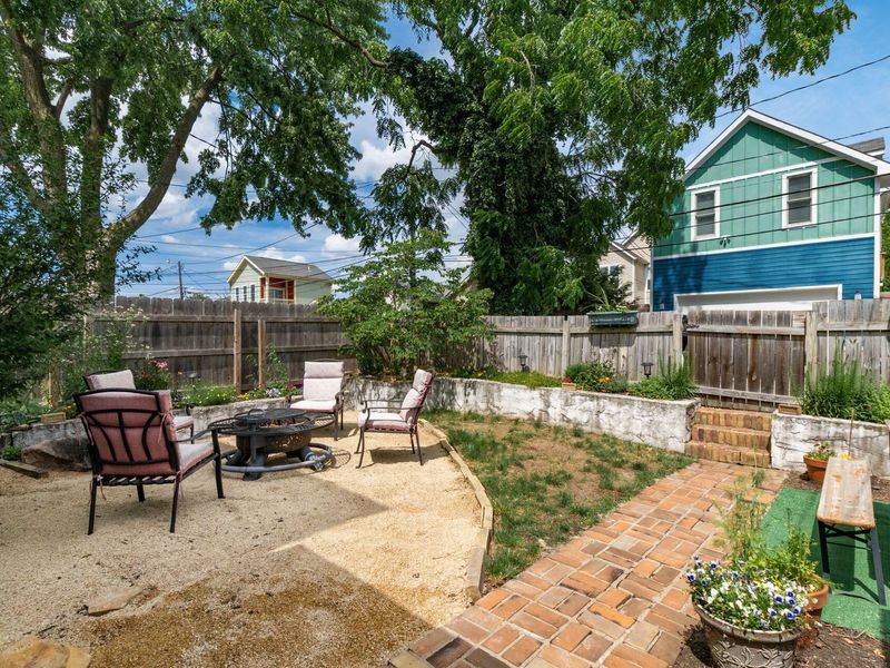1070 Mount Pleasant Avenue, Columbus, OH 43201 Photo 30