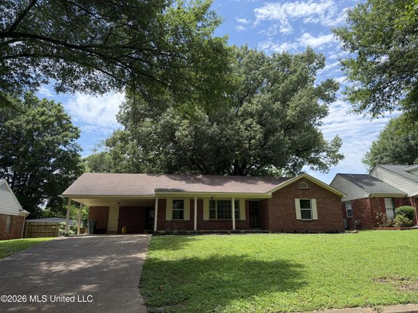8667 Chesterfield Drive, Southaven, MS 38671