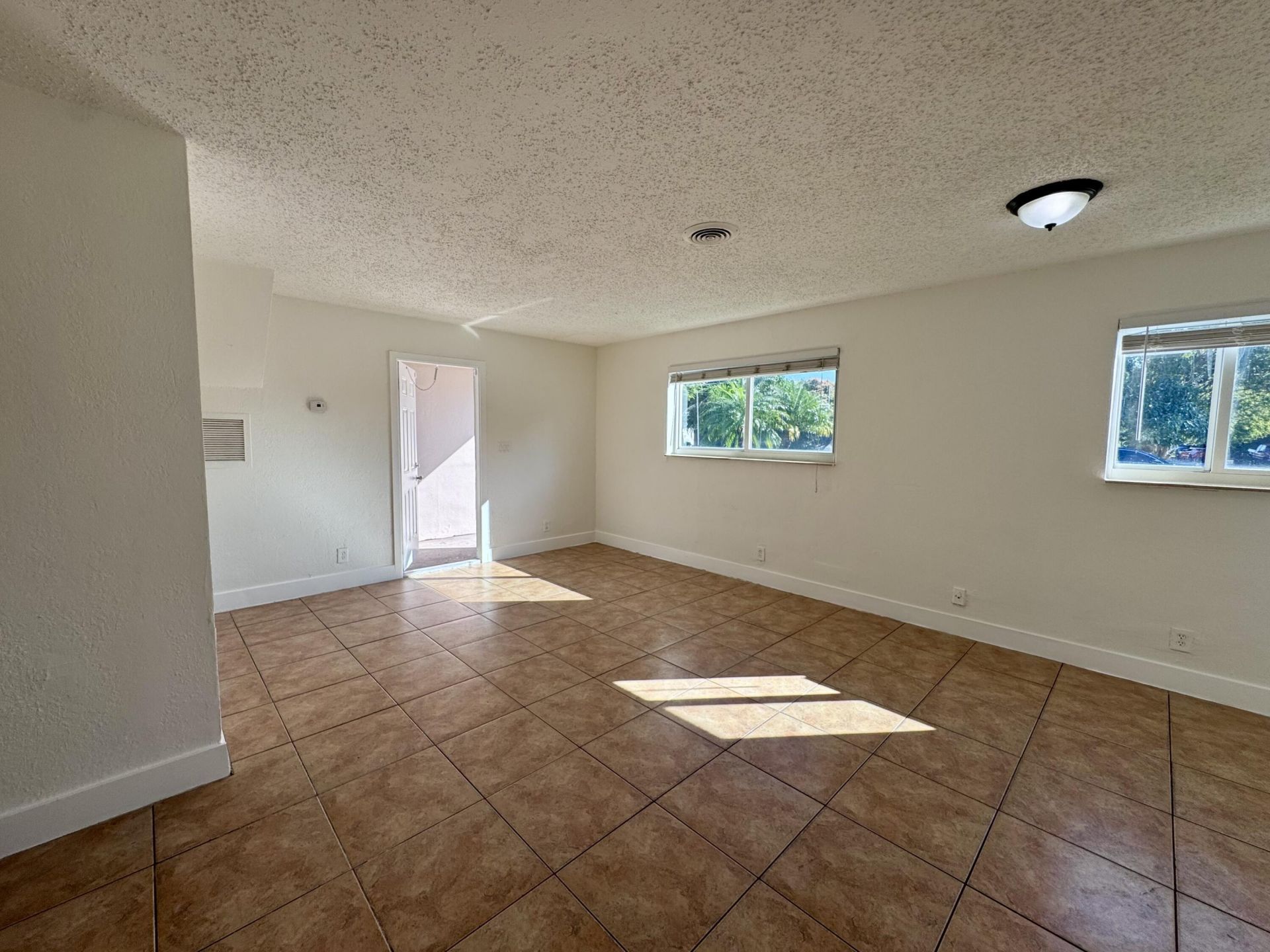 3101 NE 7th Avenue, Unit B, Pompano Beach, FL 33064 Photo