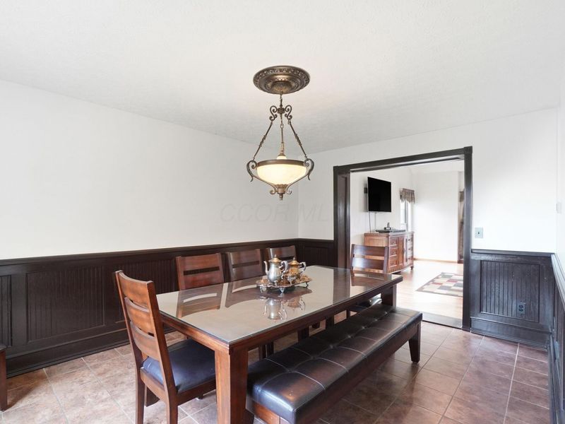 7045 Sherbrook Drive, Westerville, OH 43082 Photo 14