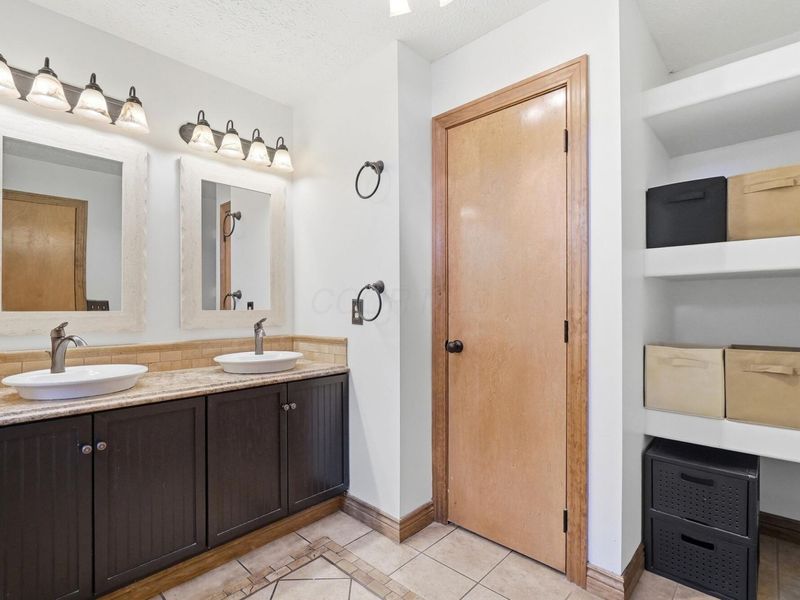 7045 Sherbrook Drive, Westerville, OH 43082 Photo 15