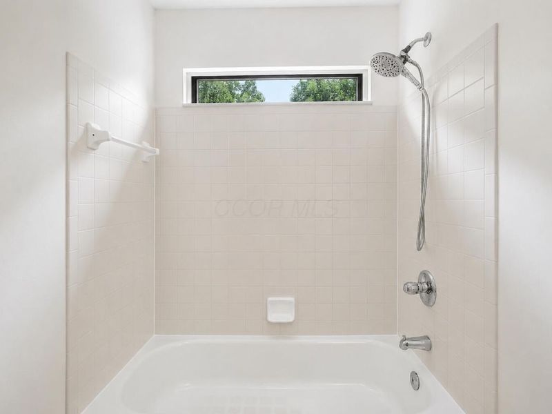 7045 Sherbrook Drive, Westerville, OH 43082 Photo 17