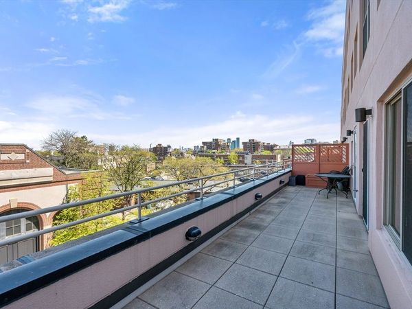 20 Webster St, Unit 505, Brookline, MA 02446