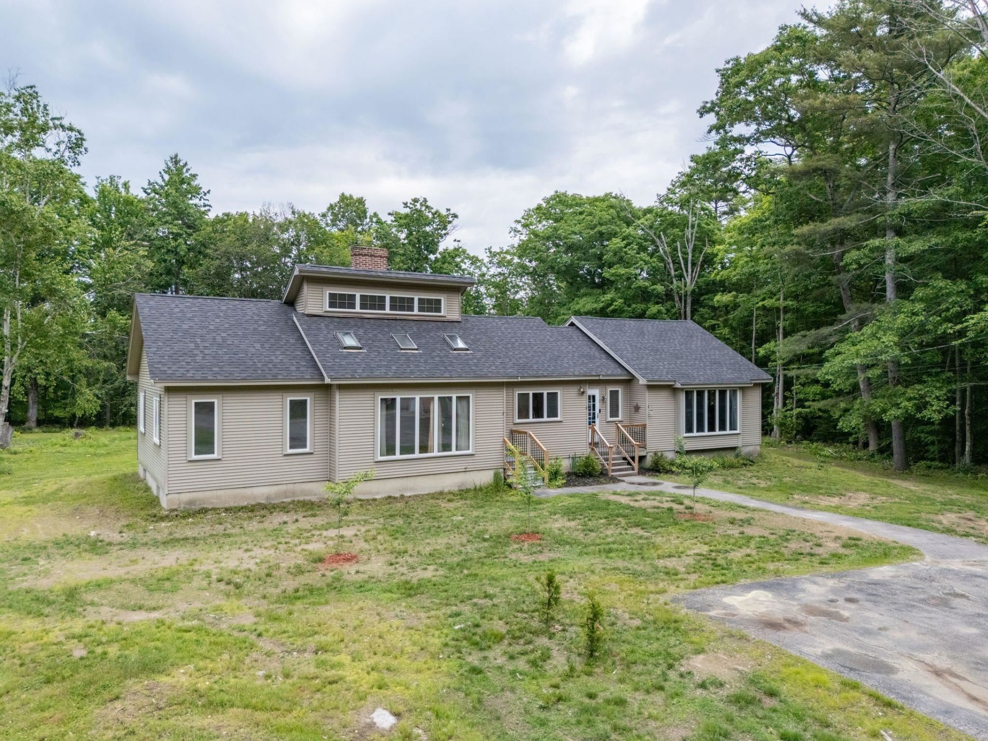 314 Wentworth Road, Brookfield, NH 03872 Main Photo