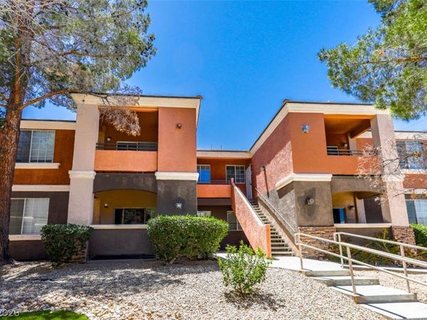 7632 Pacific Hills Avenue , Unit 203, Las Vegas, NV 89128