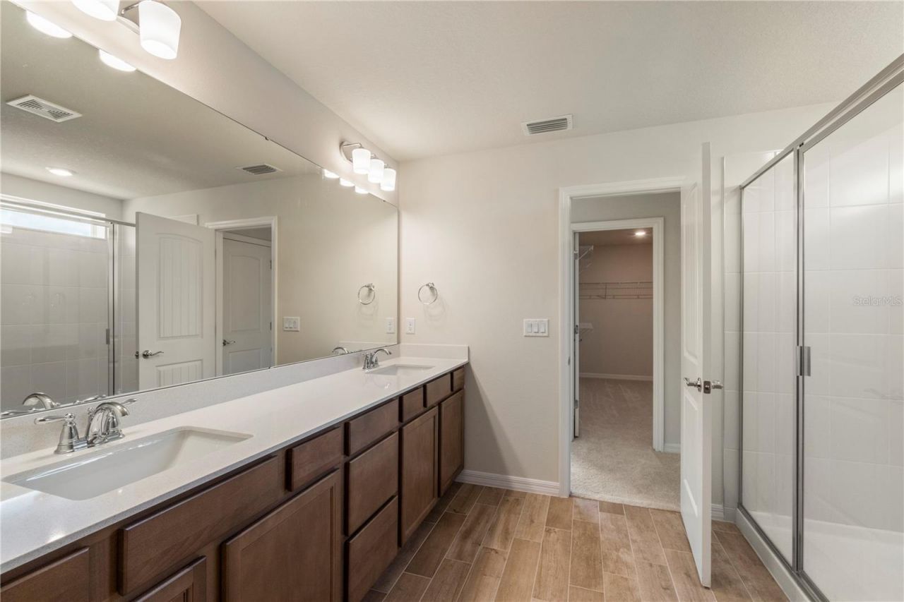 9662 Passaic Parkway , Orlando, FL 32829 Photo