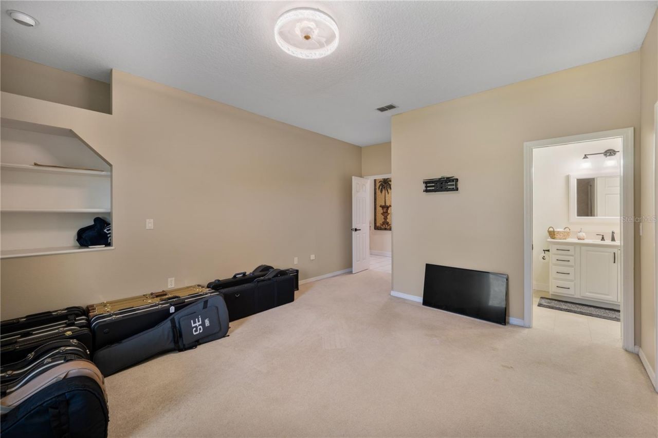 6617 Poley Creek Drive W, Lakeland, FL 33811 Photo