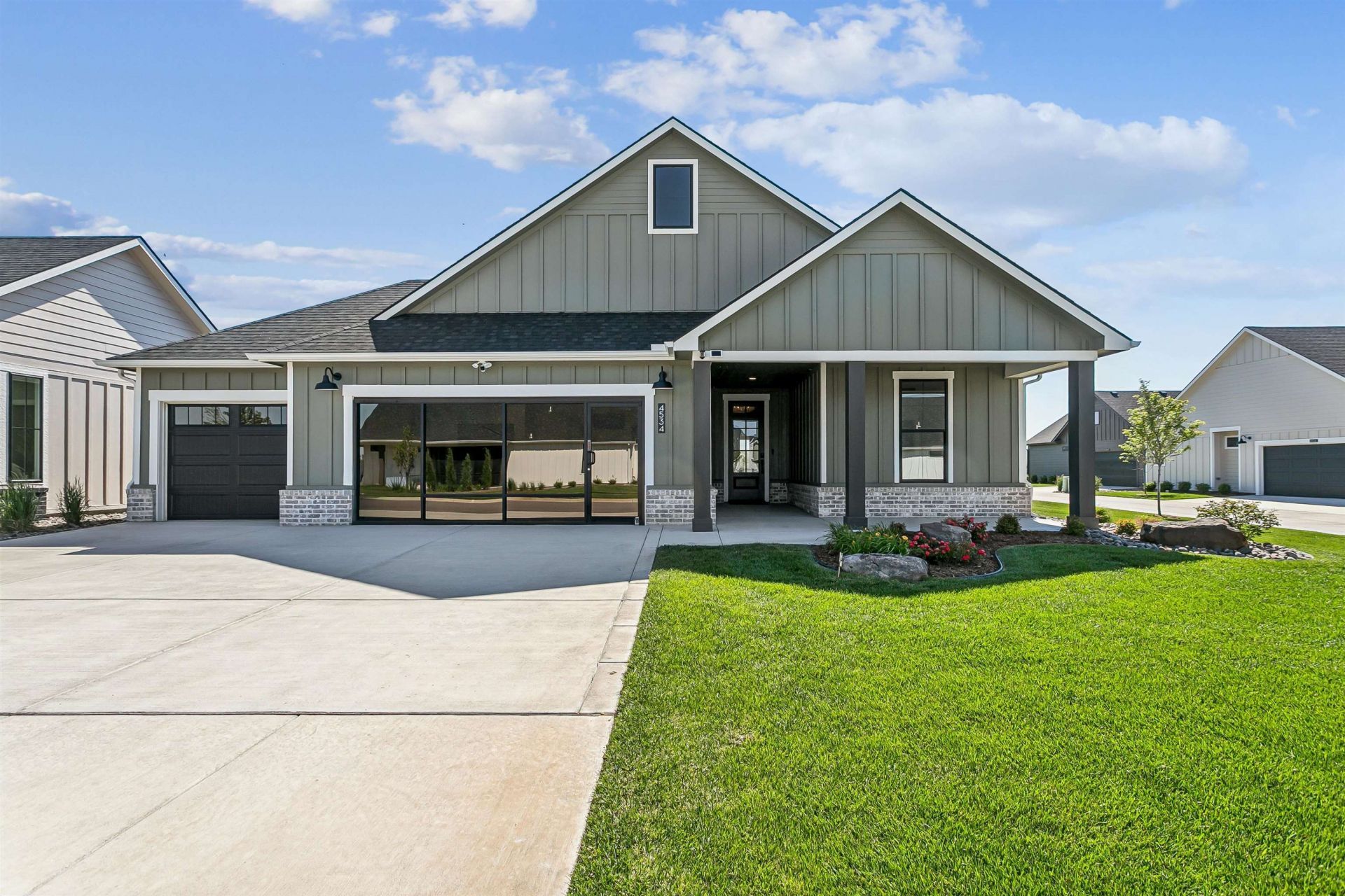 4534 N Sandkey St., Wichita, KS 67204 Main Photo