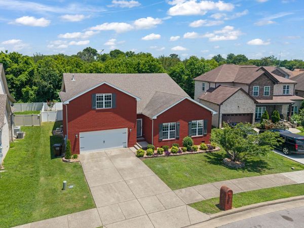 808 Northstar Ct , Old Hickory, TN 37138