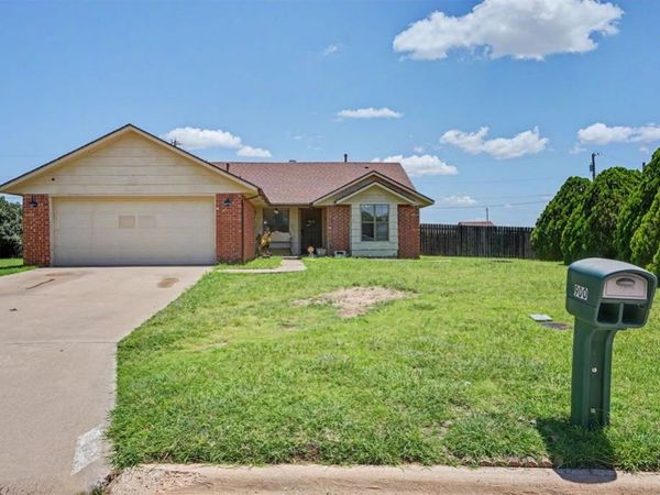 900 Polk Street, Altus, OK 73521