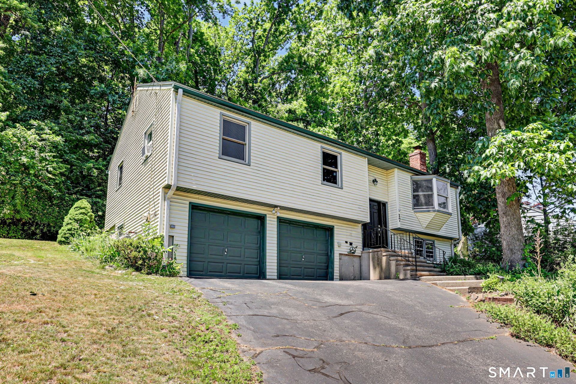 17 Fowler, Milford, CT 06460 Main Photo