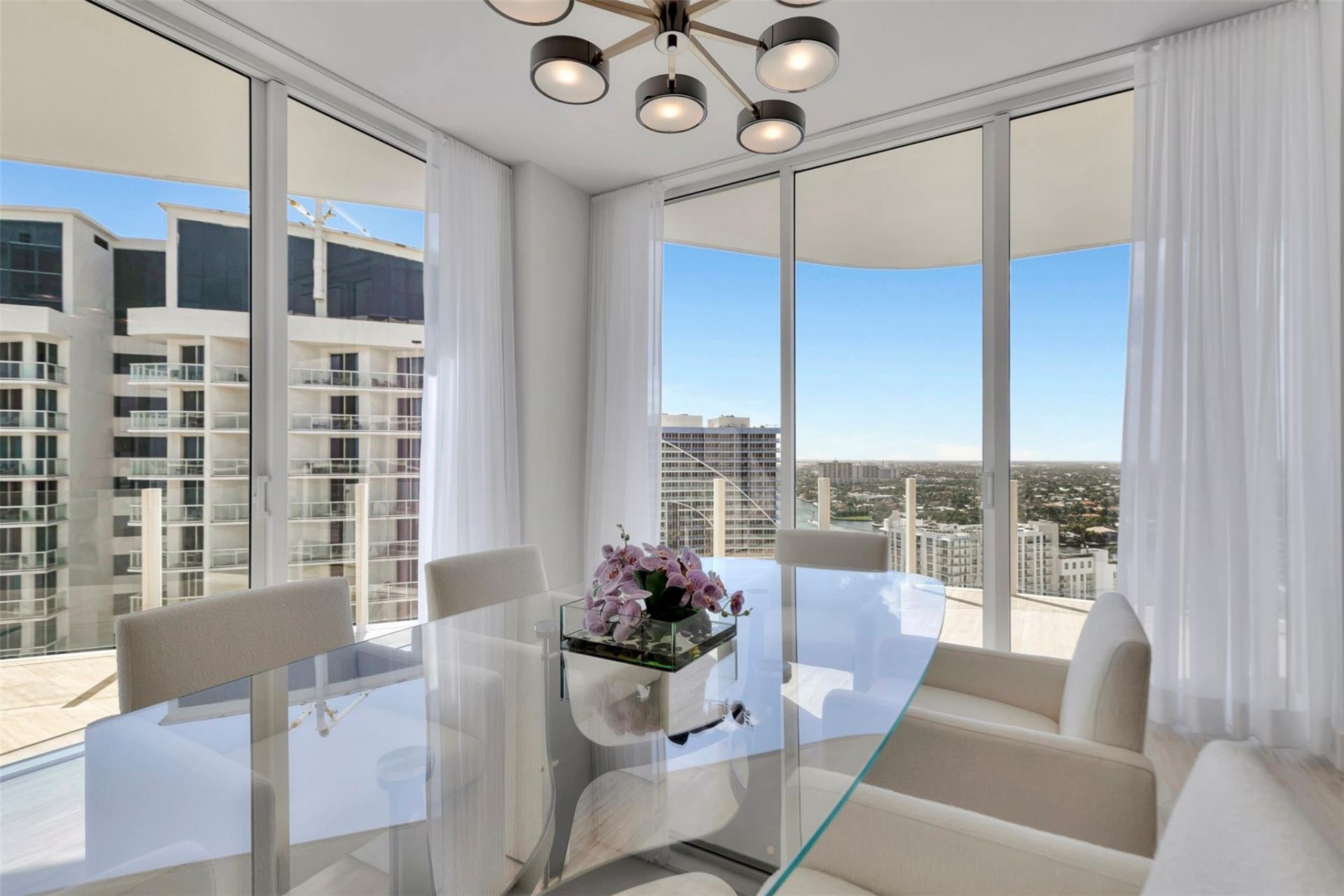 525 N Fort Lauderdale Beach Boulevard, Unit 1903, Fort Lauderdale, FL 33304 Photo