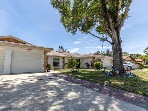 2013 DOVER COURT , OLDSMAR, FL 34677