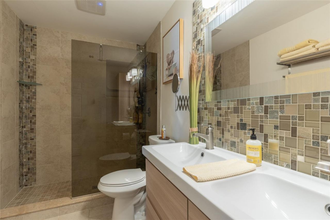 2013 Dover Court , Oldsmar, FL 34677 Photo