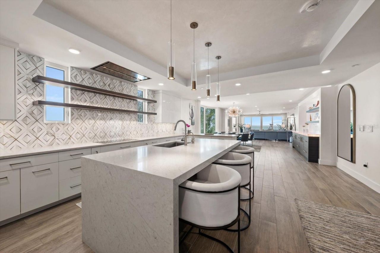 19816 Gulf Boulevard, Unit 501, Indian Shores, FL 33785 Photo