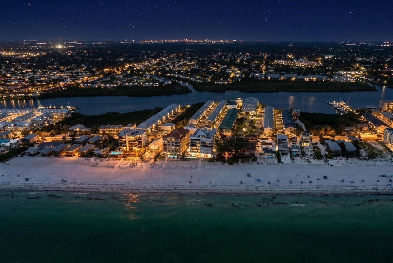 19816 Gulf Boulevard, Unit 501, Indian Shores, FL 33785 Photo