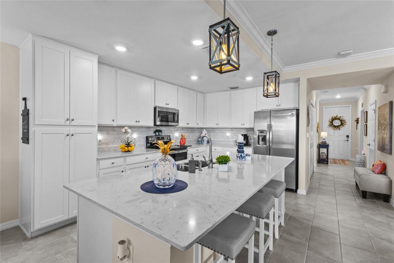 17626 Gawthrop Drive, Unit 202, Bradenton, FL 34211 Photo