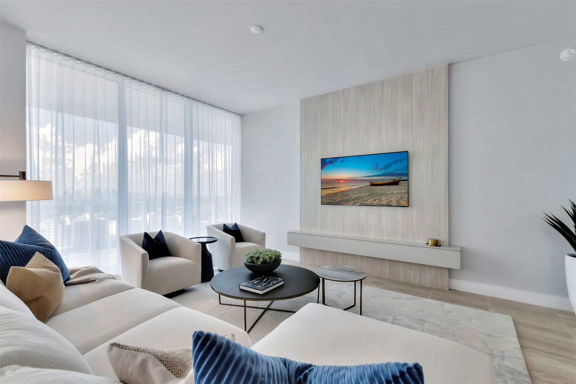 525 N Fort Lauderdale Beach Boulevard, Unit 1903, Fort Lauderdale, FL 33304 Photo