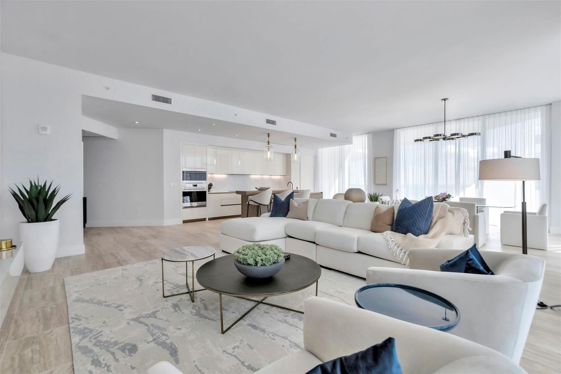 525 N Fort Lauderdale Beach Boulevard, Unit 1903, Fort Lauderdale, FL 33304 Photo