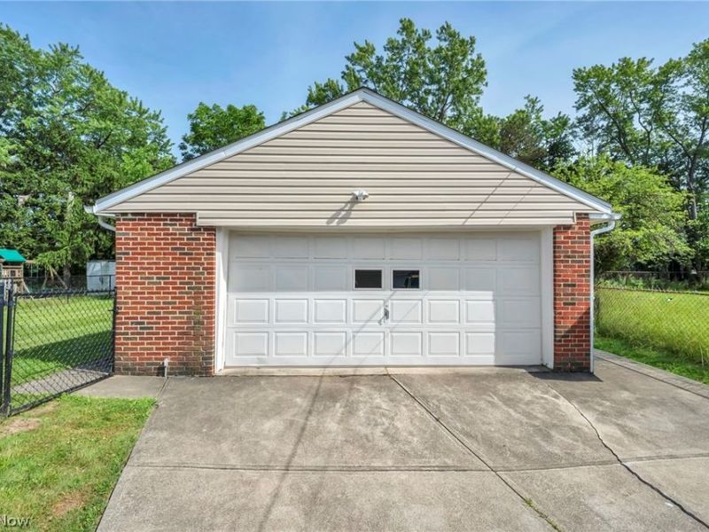 6174 Westerham Road, Mayfield Heights, OH 44124 Photo 40