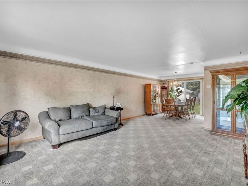 6174 Westerham Road, Mayfield Heights, OH 44124 Photo 8