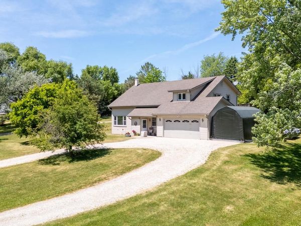 N128W17358 W Holy Hill ROAD N, Germantown, WI 53022