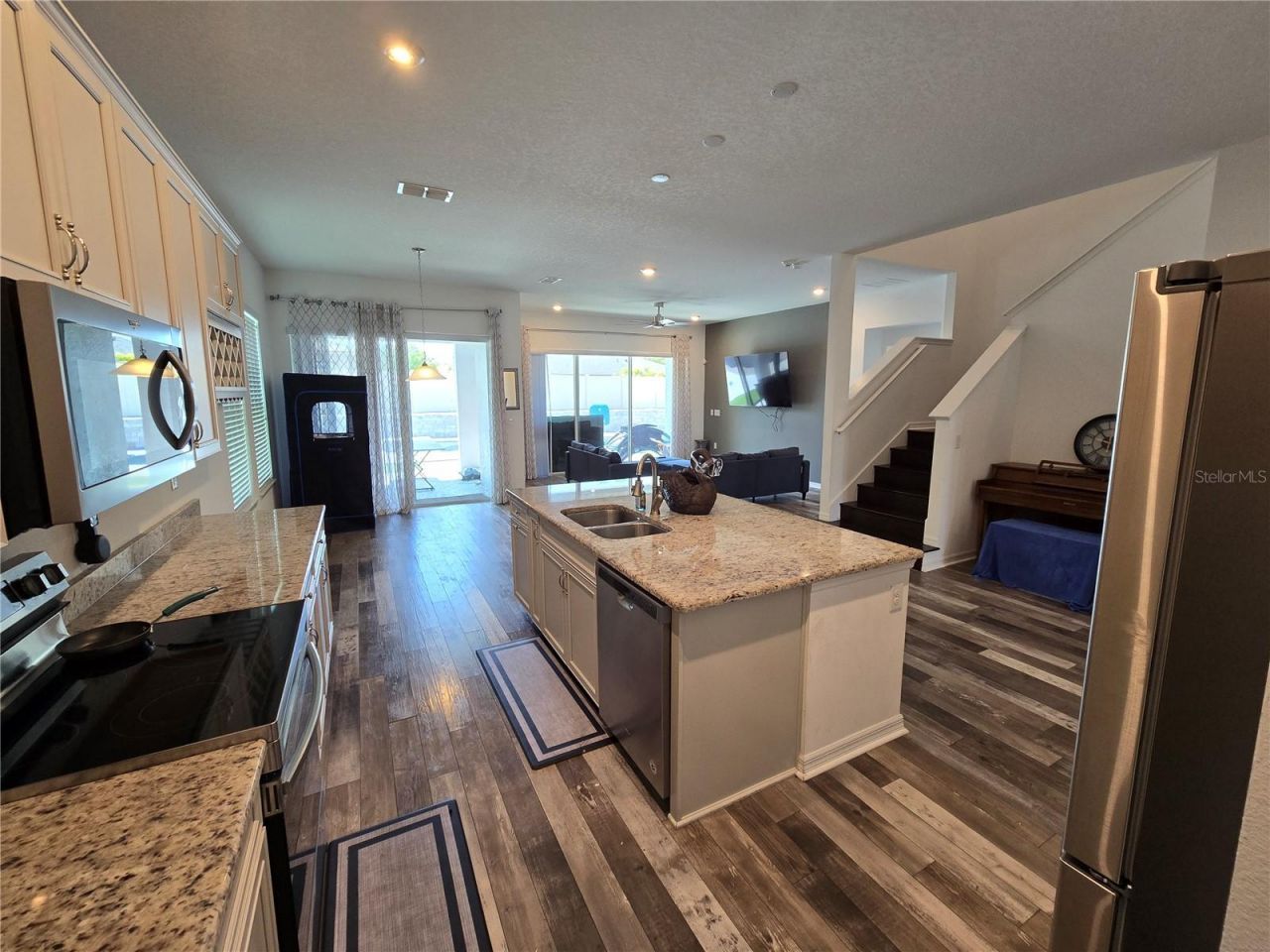 863 W Bayshore Drive , Tarpon Springs, FL 34689 Photo