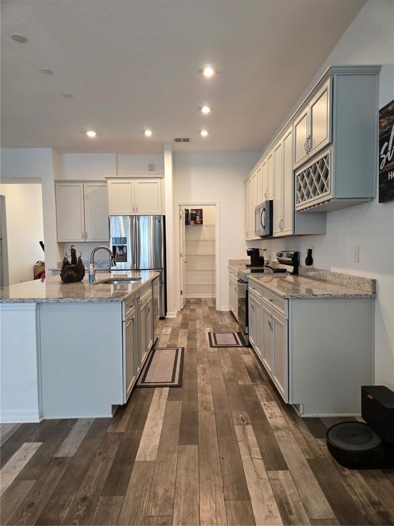 863 W Bayshore Drive , Tarpon Springs, FL 34689 Photo