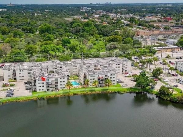 5501 NW 7th St , Unit E408, Miami, FL 33126
