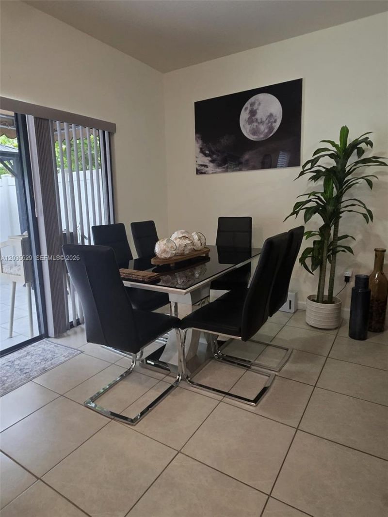 10963 W 32nd Ln, Hialeah, FL 33018 Photo