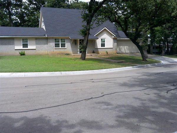 4509 Burke Road, Fort Worth, TX 76119