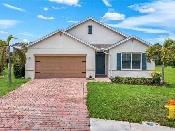 2816 Zaragoza CT, CAPE CORAL, FL 33909