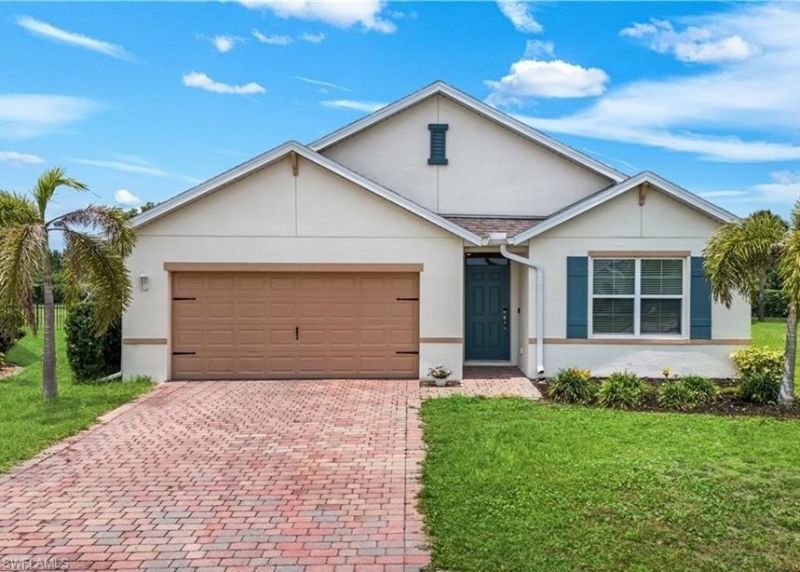 2816 Zaragoza Ct, Cape Coral, FL 33909 Photo