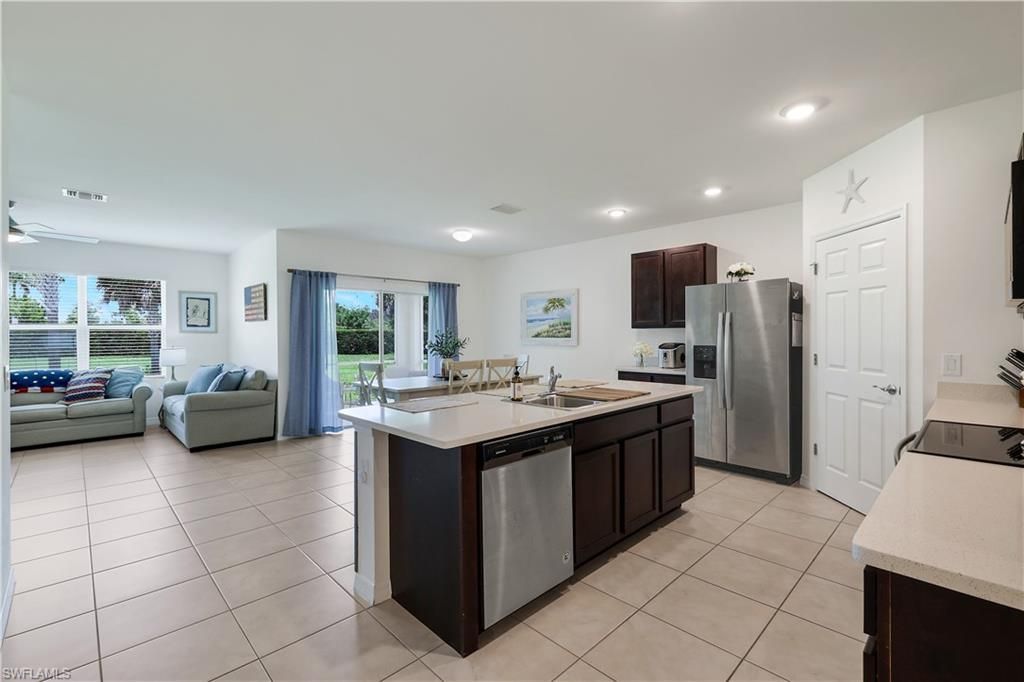 2816 Zaragoza Ct, Cape Coral, FL 33909 Photo