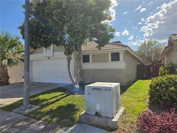 2733 Ironside Drive , Las Vegas, NV 89108
