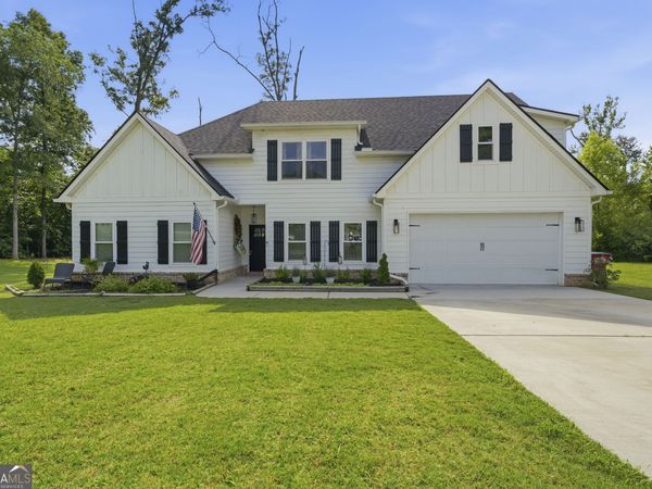 221 Diamond Place, Gray, GA 31032