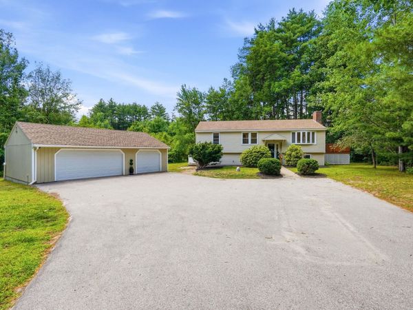 632 Raymond Road, Chester, NH 03036