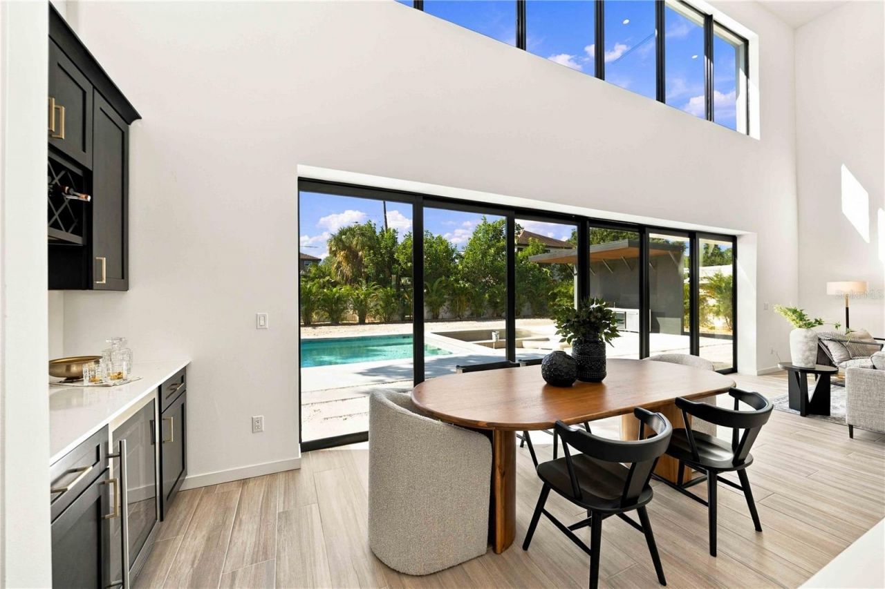 2258 Arlington Street, Sarasota, FL 34239 Photo