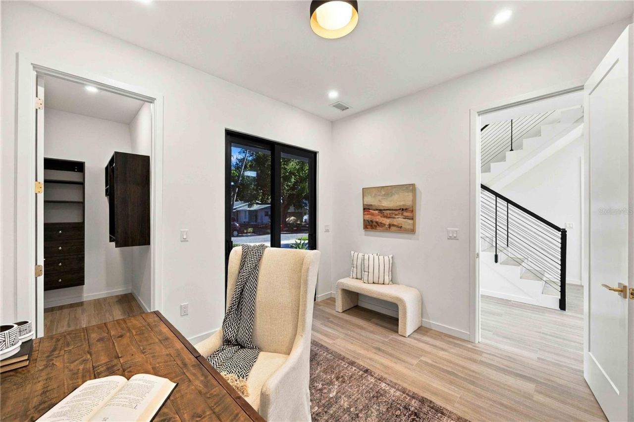 2258 Arlington Street, Sarasota, FL 34239 Photo